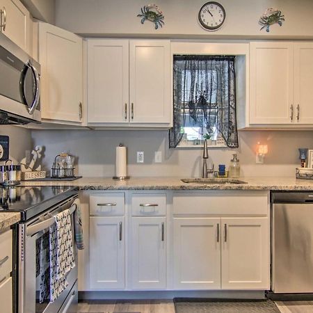 Airy Ocean City Condo On Canal Front With Deck! Dış mekan fotoğraf
