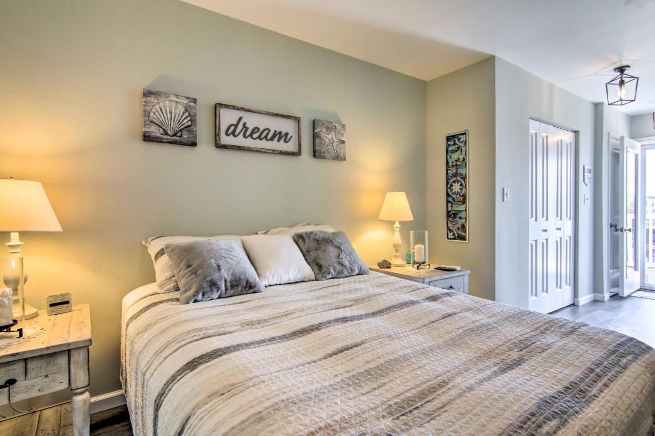Airy Ocean City Condo On Canal Front With Deck! Dış mekan fotoğraf