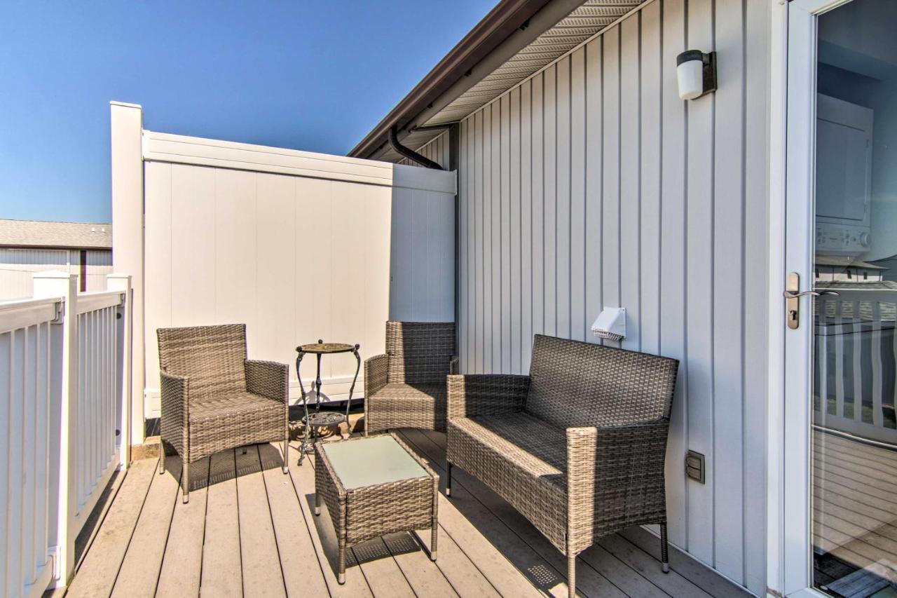 Airy Ocean City Condo On Canal Front With Deck! Dış mekan fotoğraf
